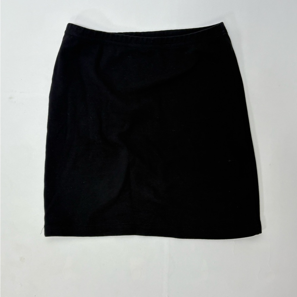 Amazon Essentials Women's Black Mini Skirt